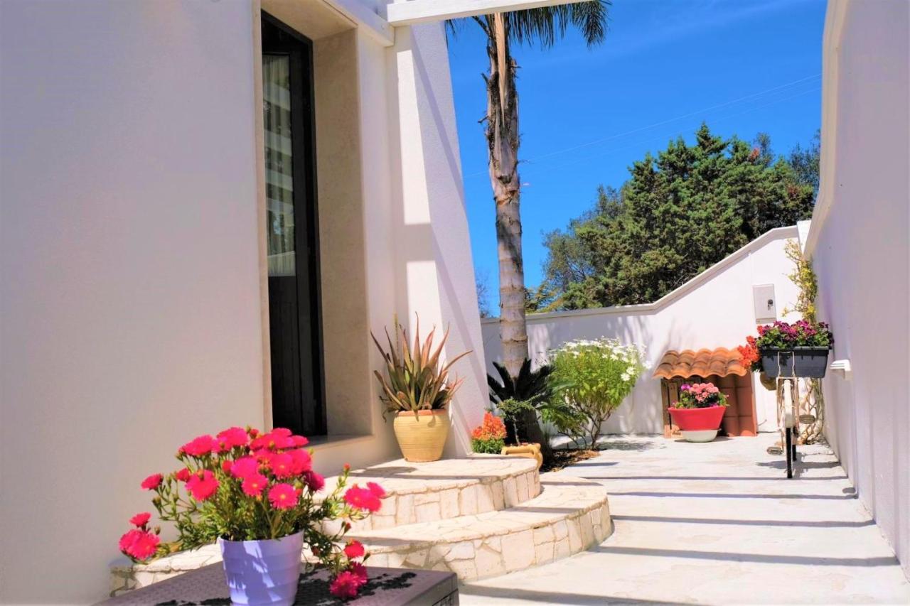 Da Casa Tiziana Hotel Porto Cesareo Exterior photo